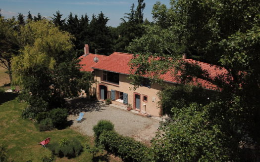 Ferme Lauragaise de 250 m² avec Terrain de 8 700 m2