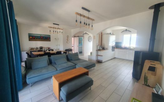 Maison T4 plain-pied sur 1100m2 de terrain