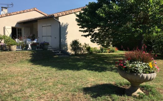 Maison T4 plain-pied sur terrain 1500m2