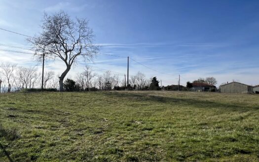 Terrain à bâtir de 717m2
