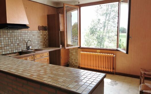 Maison 102 m2 avec garage et jardin